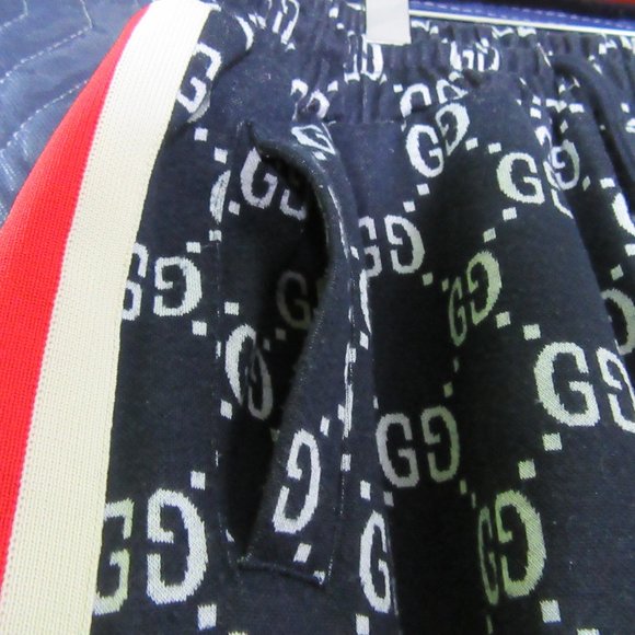 Gucci Men's Sweatsuit - Picture 14 of 16